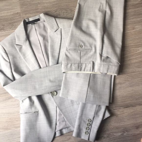 Express Suit